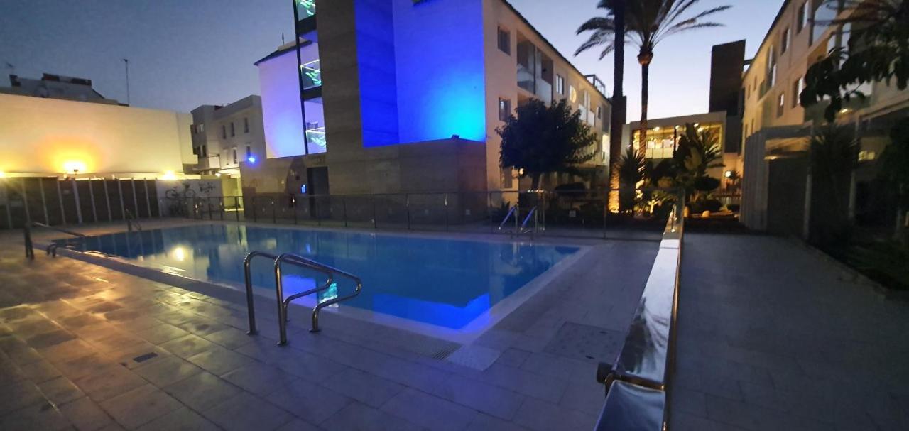 קורלחו Cozy & Confortable Junior Suite By Bristo Sunset # Good Wifi, Terrace And Pool מראה חיצוני תמונה