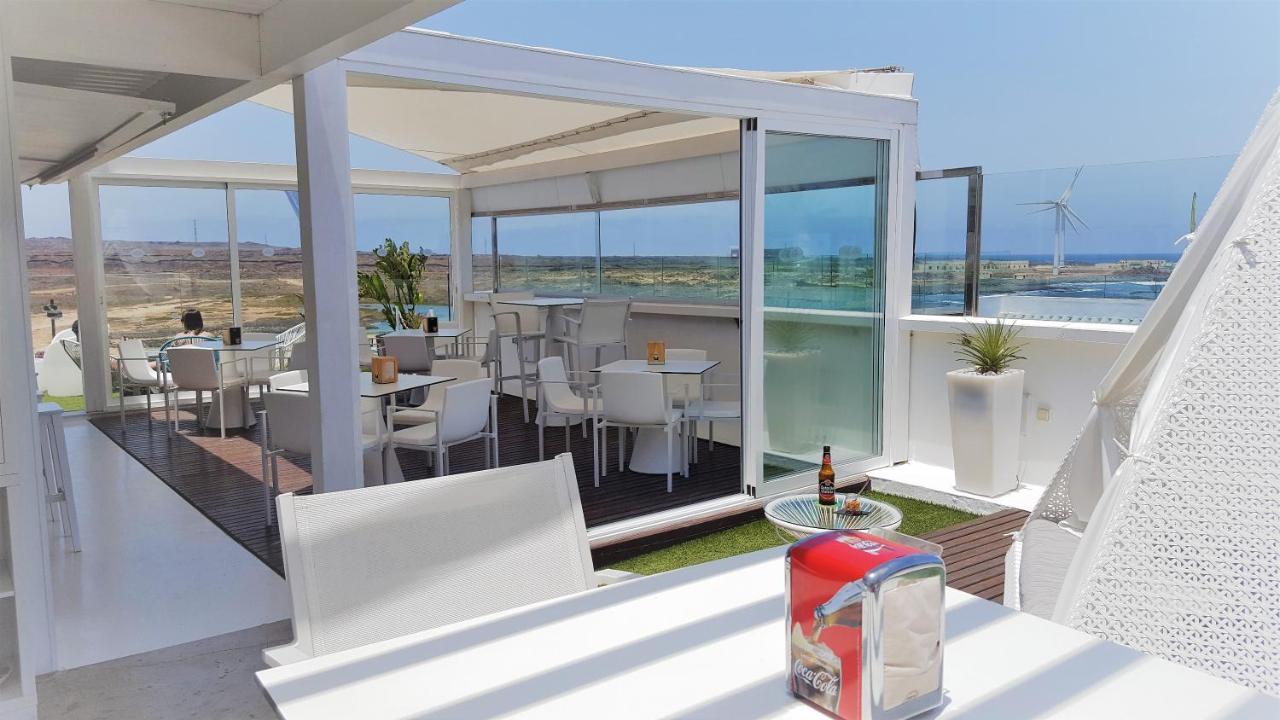 קורלחו Cozy & Confortable Junior Suite By Bristo Sunset # Good Wifi, Terrace And Pool מראה חיצוני תמונה