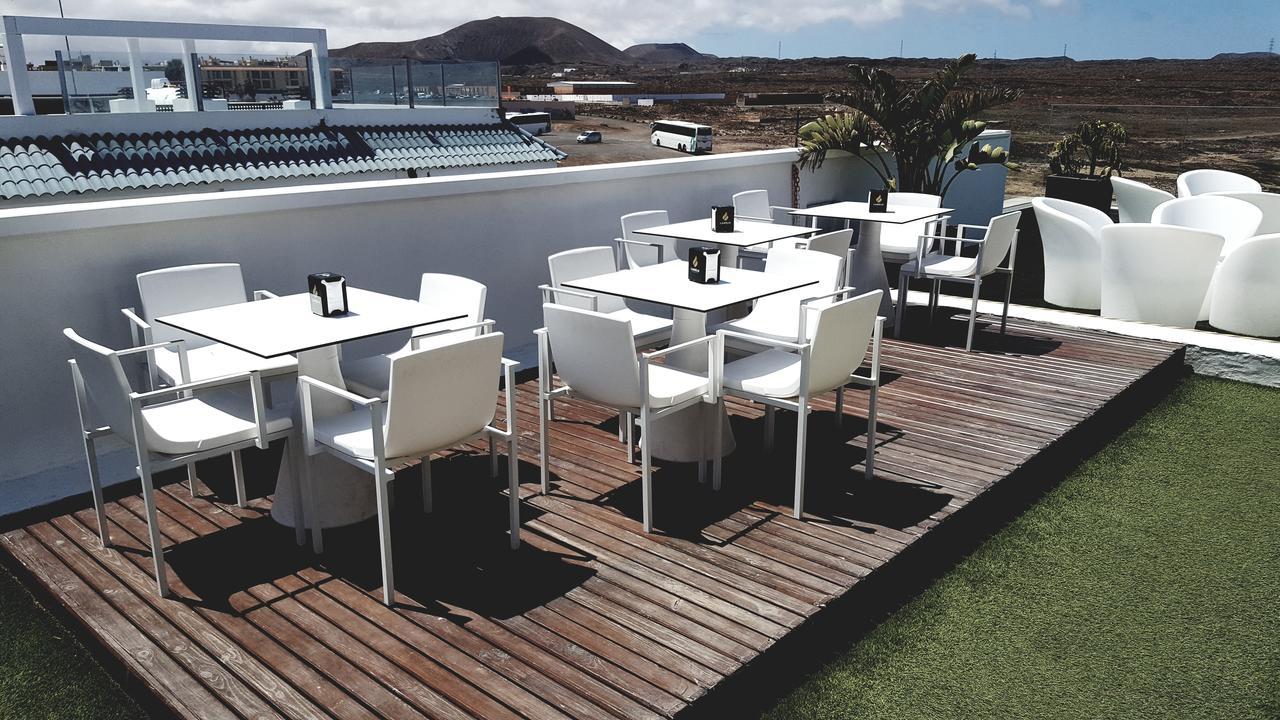 קורלחו Cozy & Confortable Junior Suite By Bristo Sunset # Good Wifi, Terrace And Pool מראה חיצוני תמונה