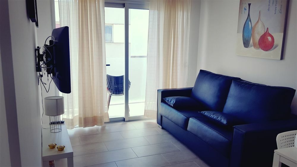 קורלחו Cozy & Confortable Junior Suite By Bristo Sunset # Good Wifi, Terrace And Pool מראה חיצוני תמונה